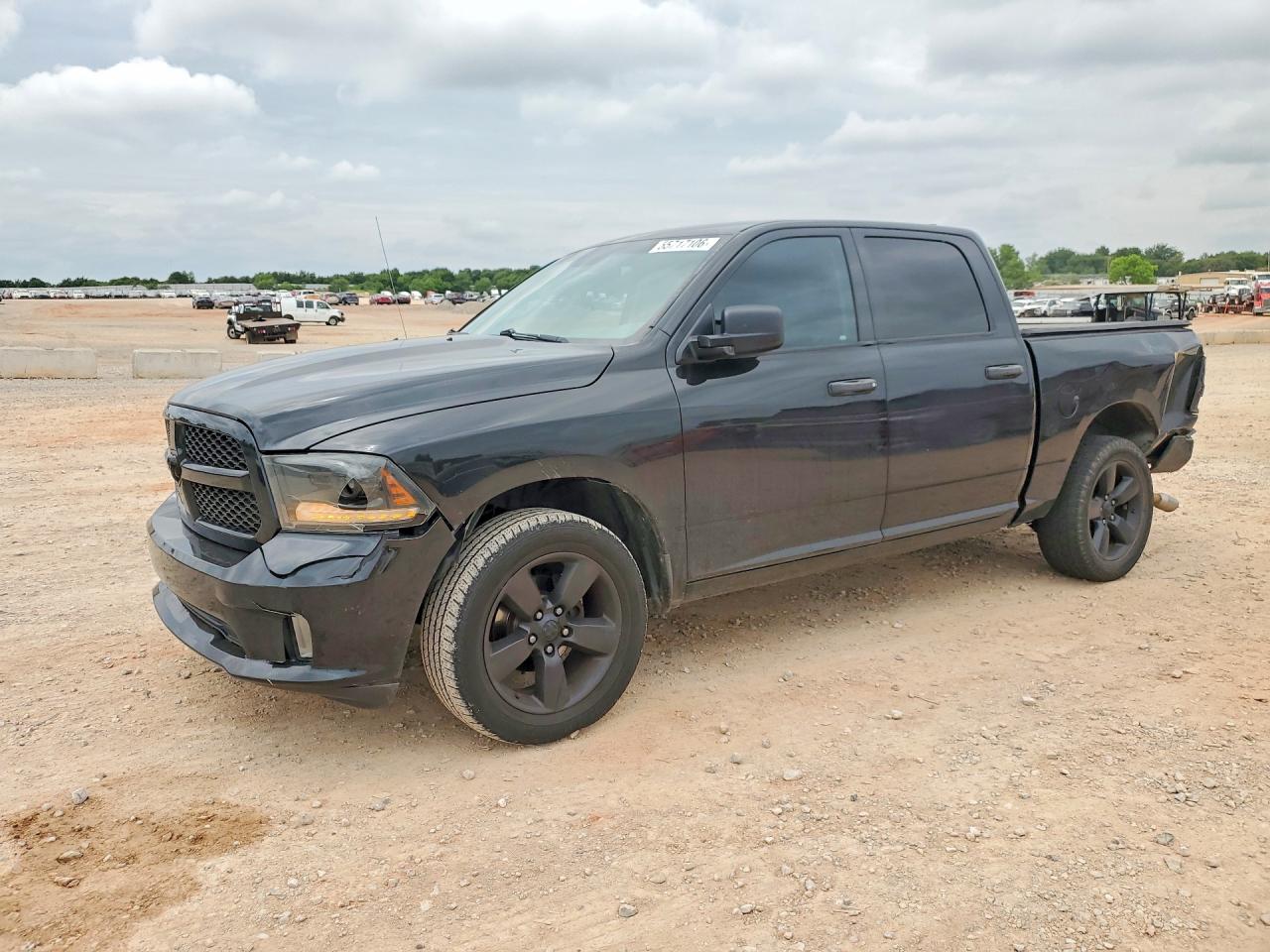 2015 RAM 1500 ST | 1C6RR6KT1FS629679 | UPCARS
