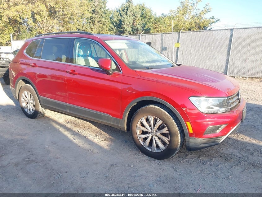 2018 VOLKSWAGEN TIGUAN 2.0T SE/2.0T SEL | 3VV2B7AX4JM137451 | UPCARS