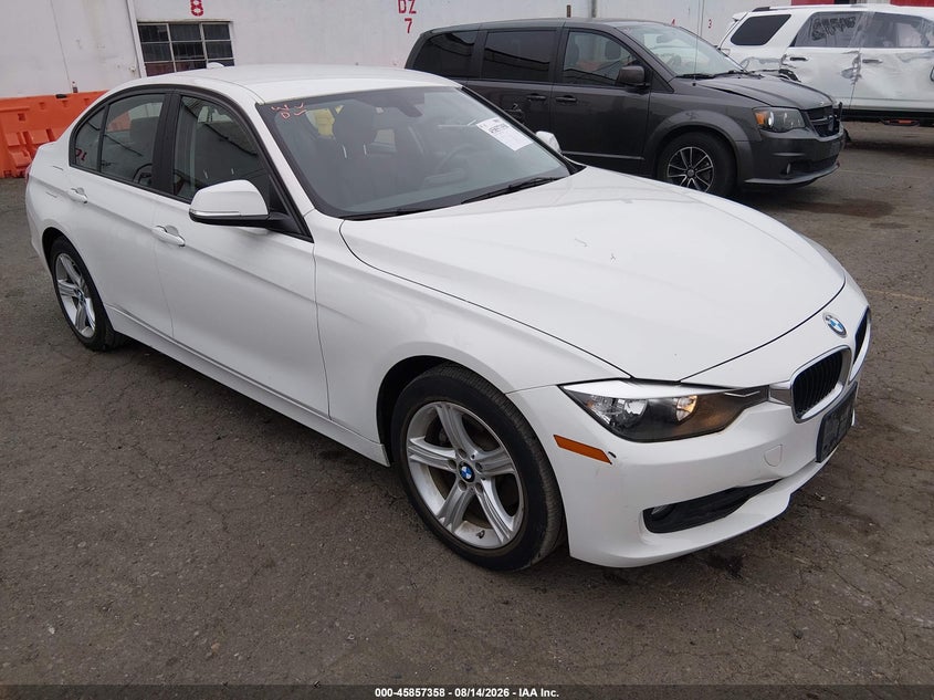 2015 BMW 320I XDRIVE | WBA3C3G57FNS76479 | UPCARS