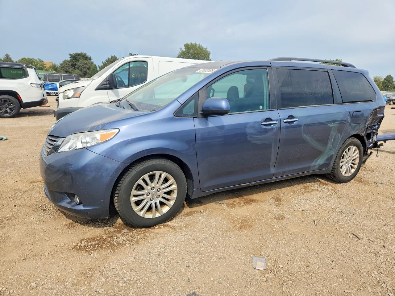 2015 TOYOTA SIENNA XLE 8-PASSENGER | 5TDYK3DC3FS640356 | UPCARS