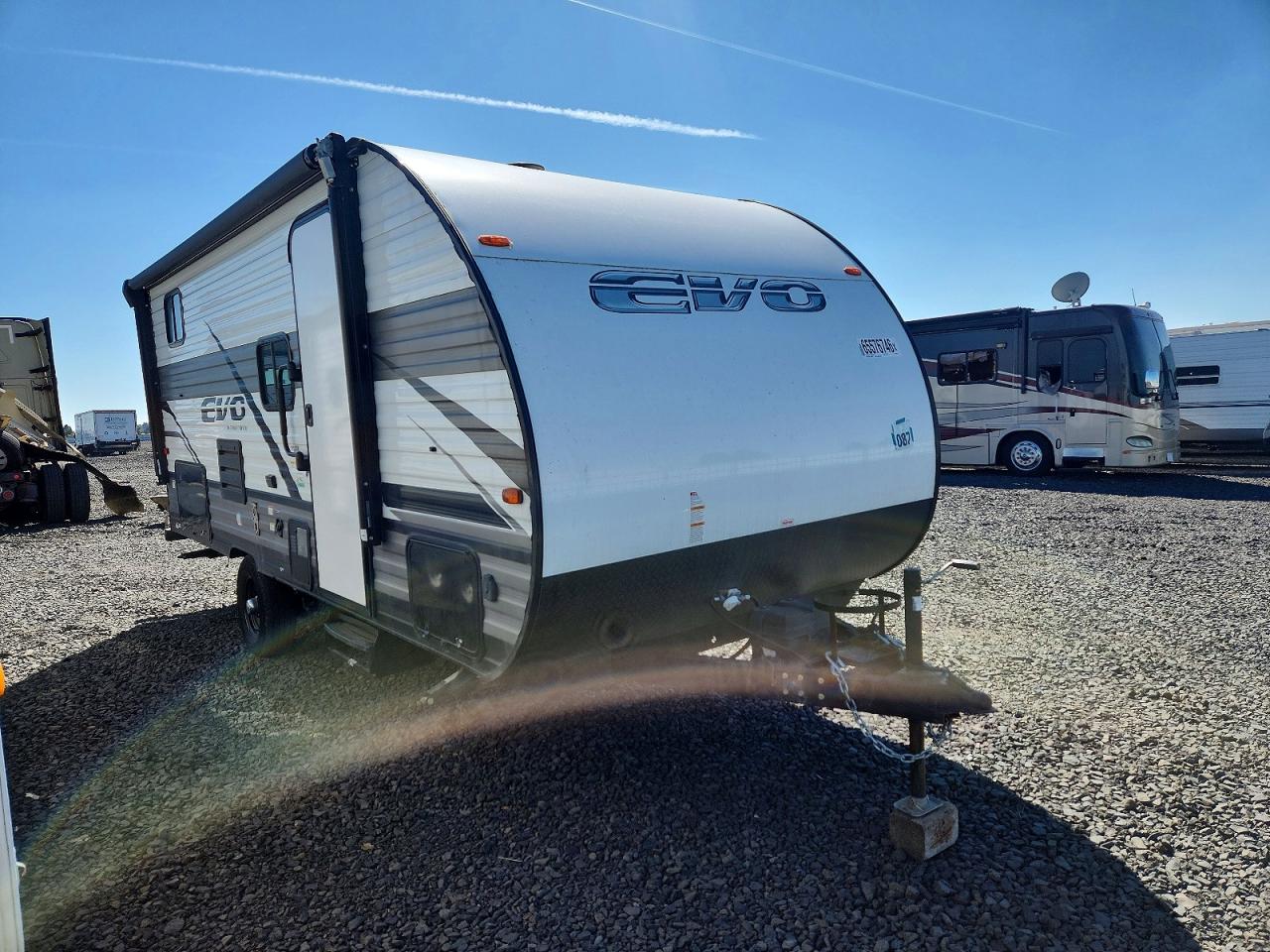 2022 FOREST RIVER STEALTH EVO CAMPER | 4X4TSJT11NT000882 | UPCARS