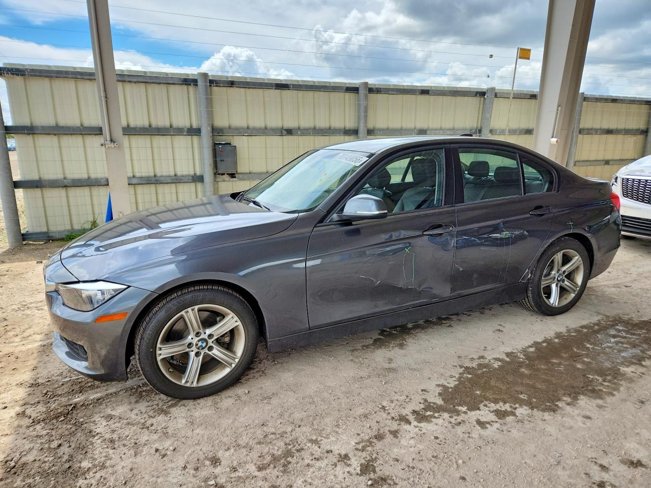 2014 BMW 3 SERIES I | WBA3A5C54EF605798 | UPCARS