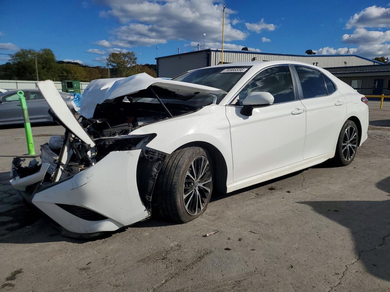 2018 TOYOTA CAMRY L | 4T1B11HK5JU010126 | UPCARS