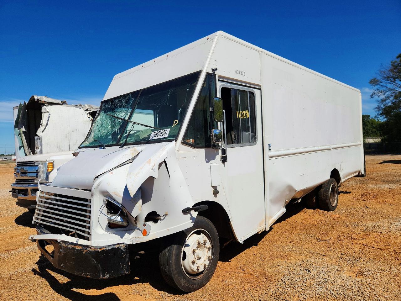 2021 FREIGHTLINER CHASSIS M LINE WALK-IN VAN | 4UZAC2GA1MCMR1586 | UPCARS