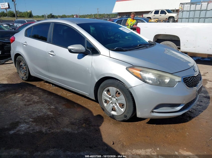 2015 KIA FORTE LX | KNAFK4A68F5372502 | UPCARS