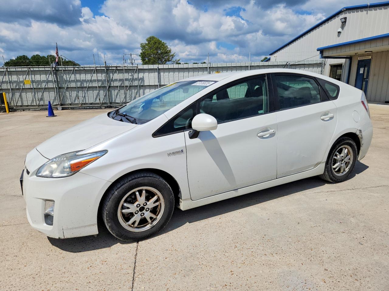 2011 TOYOTA PRIUS TWO | JTDKN3DU0B0290493 | UPCARS