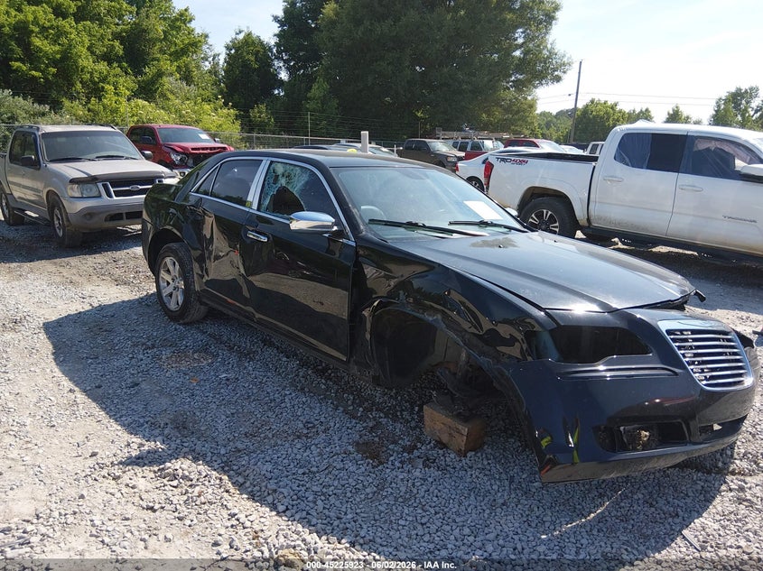 2013 CHRYSLER 300 MOTOWN | 2C3CCAAG3DH556606 | UPCARS