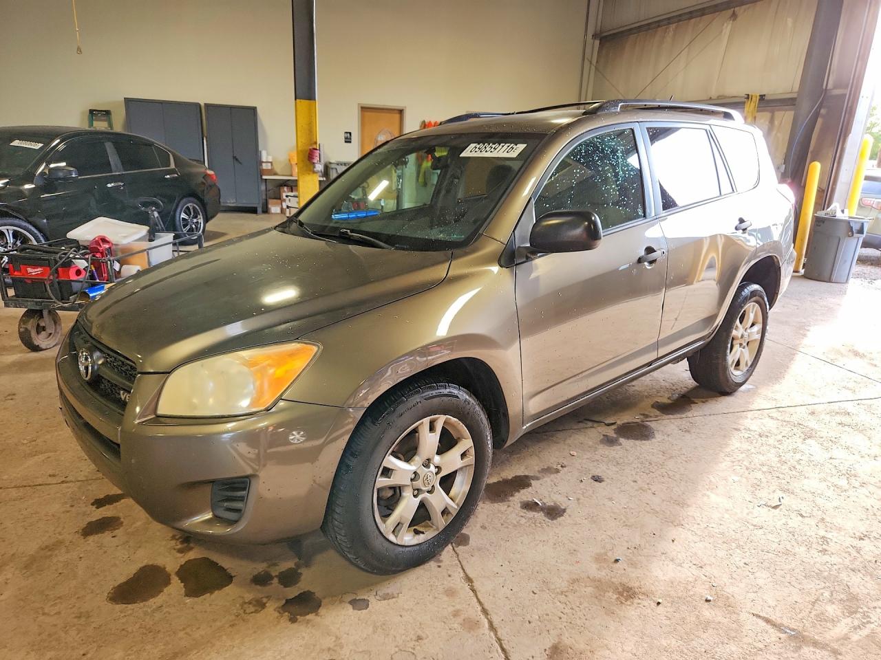 2011 TOYOTA RAV4 BASE | JTMBK4DV1BD017904 | UPCARS