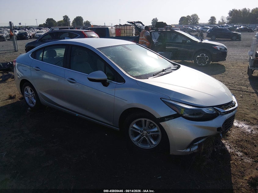 2018 CHEVROLET CRUZE LT AUTO | 1G1BE5SM4J7151433 | UPCARS