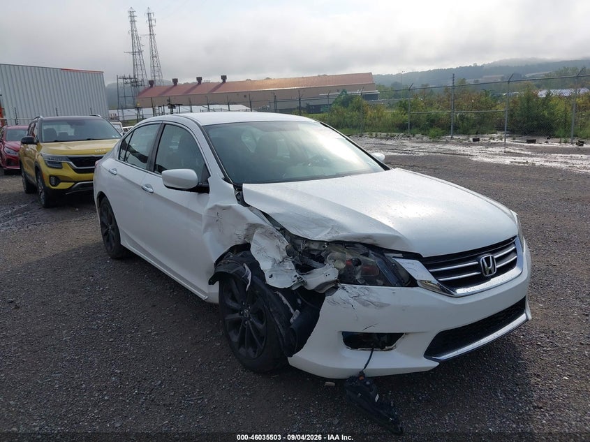 2015 HONDA ACCORD SPORT | 1HGCR2F55FA135786 | UPCARS