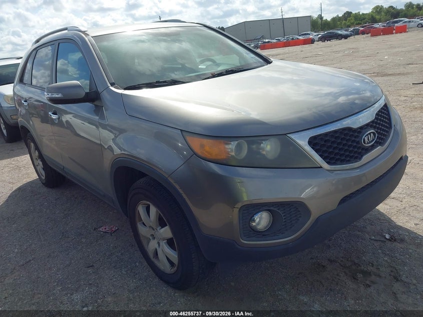 2011 KIA SORENTO LX | 5XYKT3A17BG094450 | UPCARS