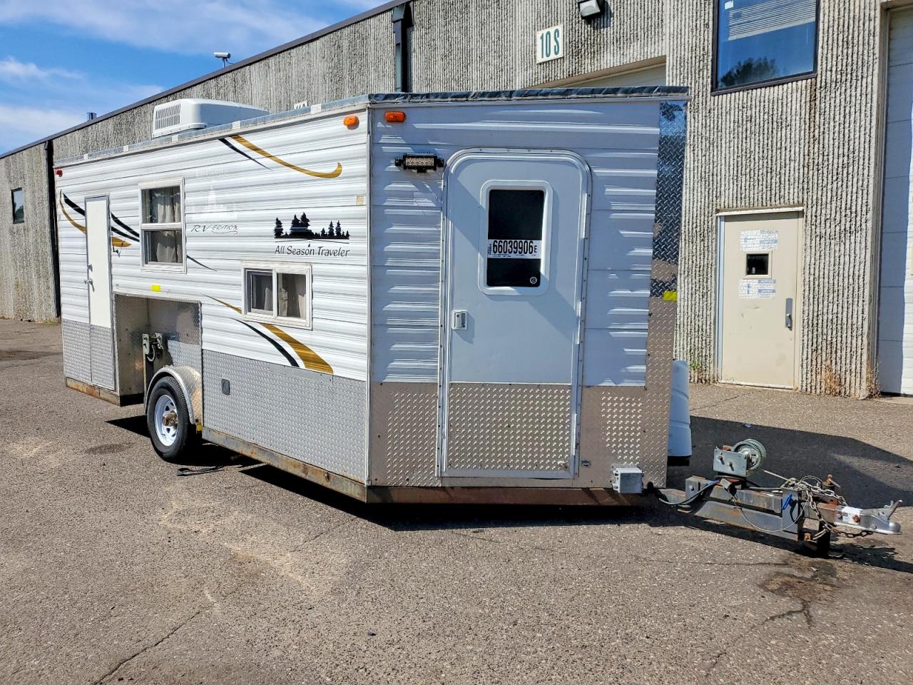 2011 URWI UNKNOWN AMERICAN ALL SEASON CAMPER | 5TJBE2319BM002339 | UPCARS