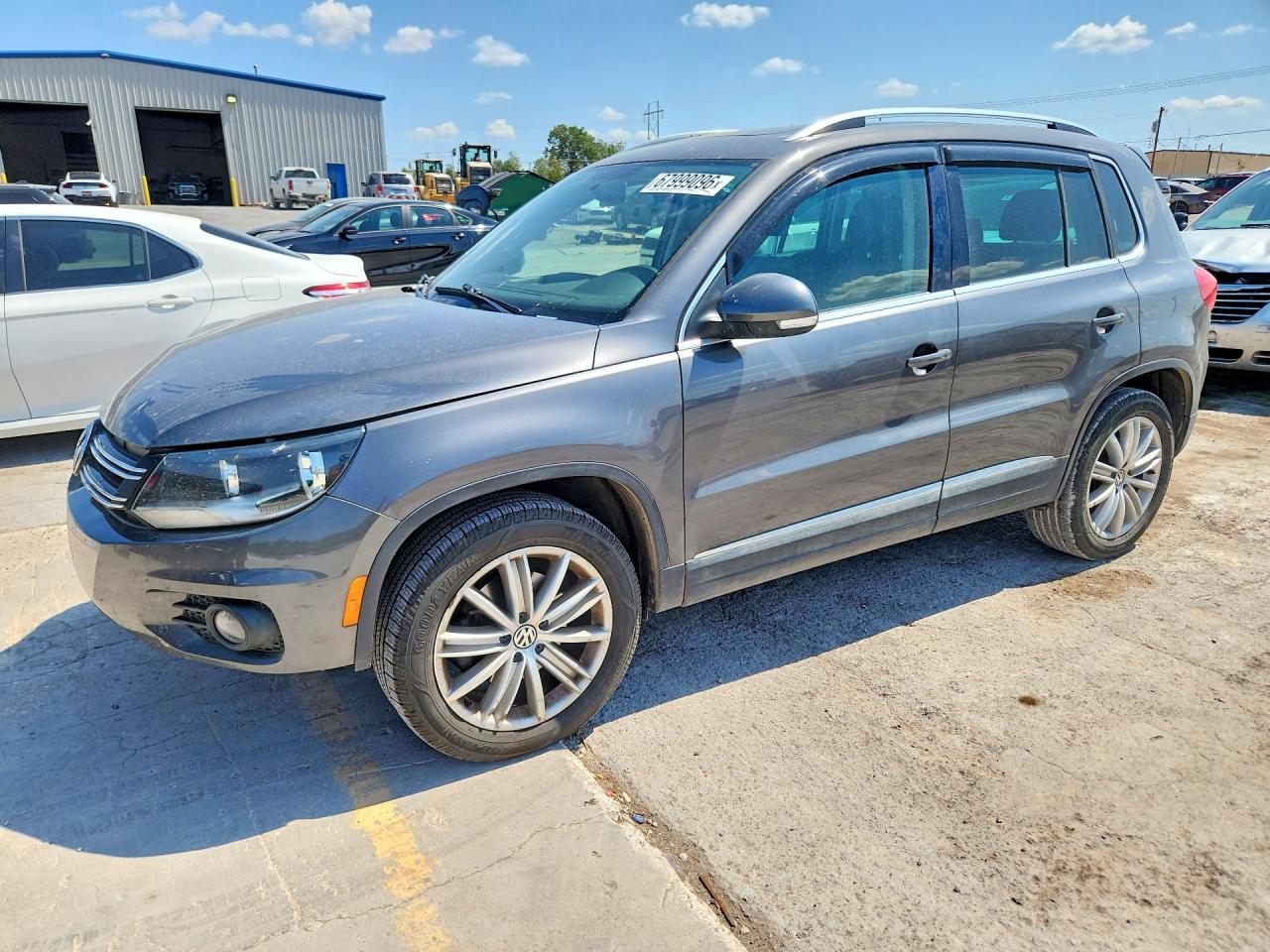 2015 VOLKSWAGEN TIGUAN S | WVGBV7AX4FW580255 | UPCARS