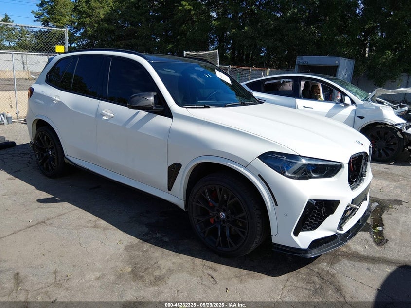 2022 BMW X5 M | 5YMJU0C07N9N27077 | UPCARS