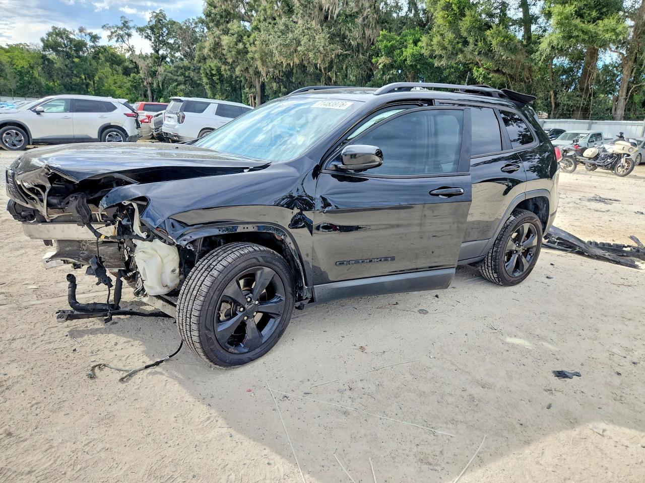2019 JEEP CHEROKEE LATITUDE PLUS | 1C4PJLLB0KD448292 | UPCARS