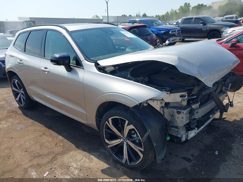 2024 VOLVO XC60 B5 ULTIMATE DARK THEME | YV4L12RM4R1819125 | UPCARS