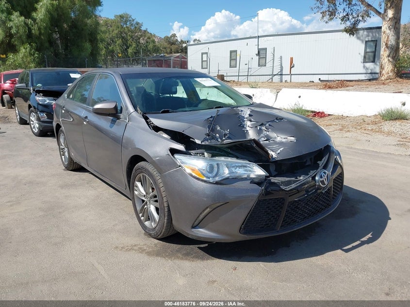 2015 TOYOTA CAMRY SE | 4T1BF1FK3FU089646 | UPCARS