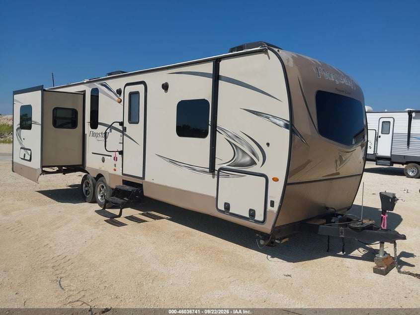 2019 FOREST RIVER FLAGSTAFF | 4X4TFLC27KZ157401 | UPCARS