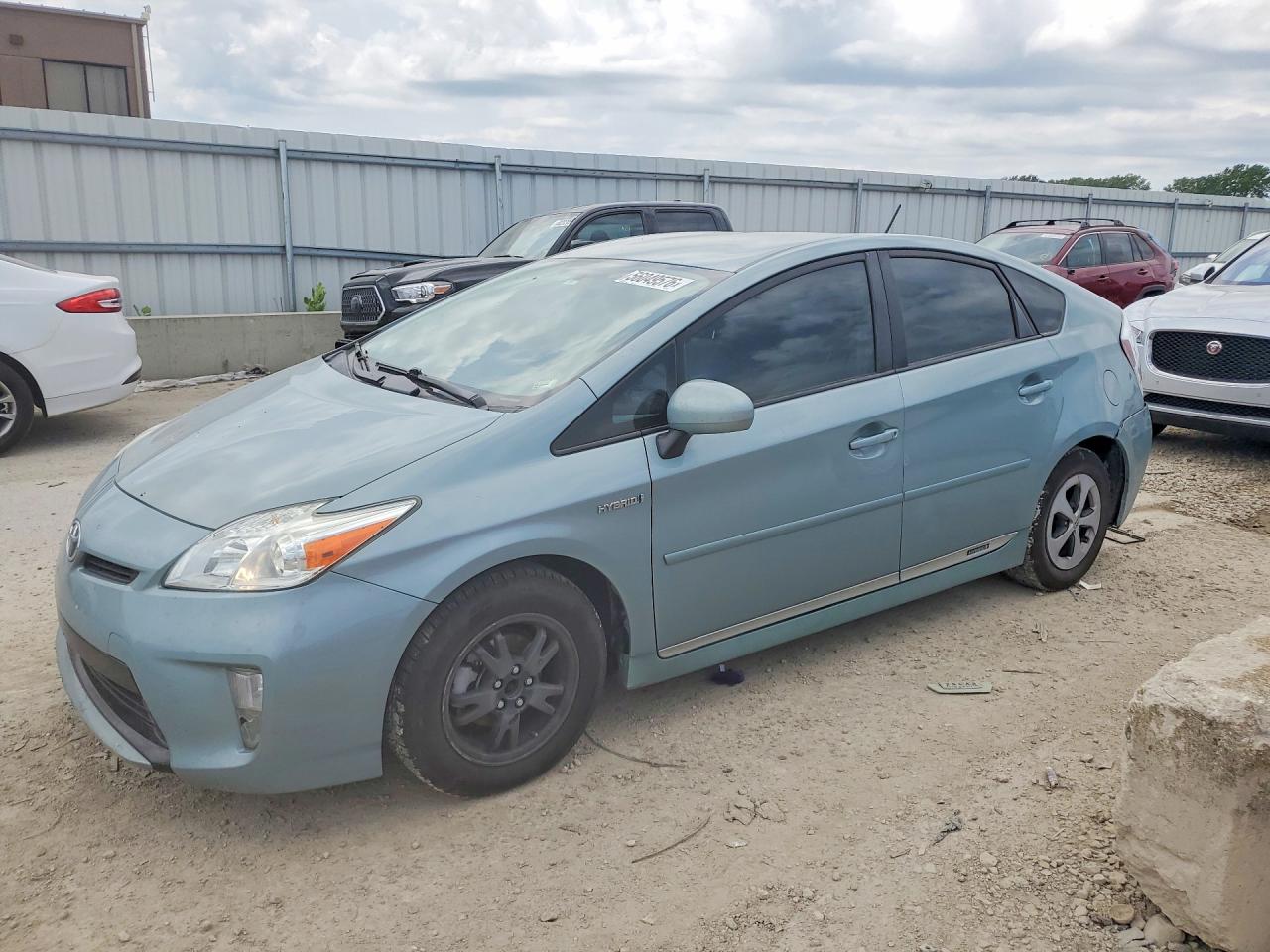 2015 TOYOTA PRIUS TWO | JTDKN3DU5F1900257 | UPCARS