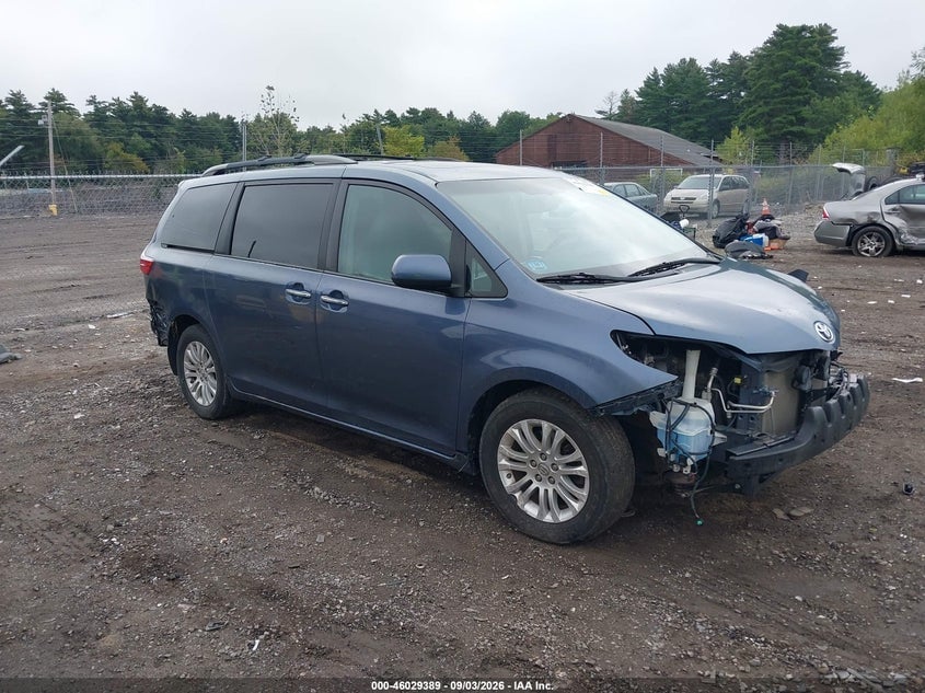 2015 TOYOTA SIENNA XLE 8 PASSENGER | 5TDYK3DC3FS683417 | UPCARS