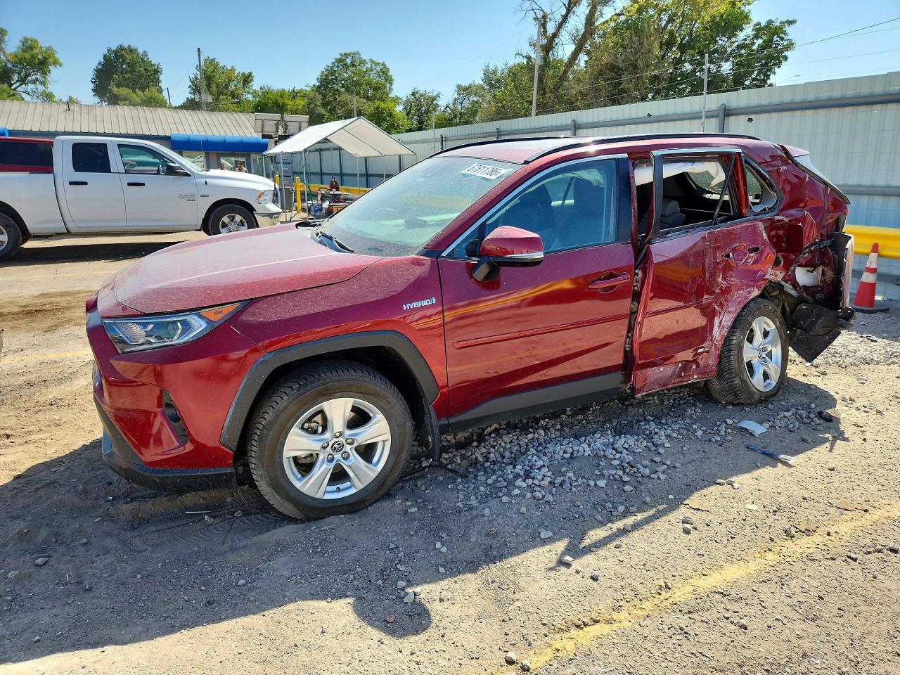 2020 TOYOTA RAV4 XLE | 2T3RWRFV6LW073466 | UPCARS