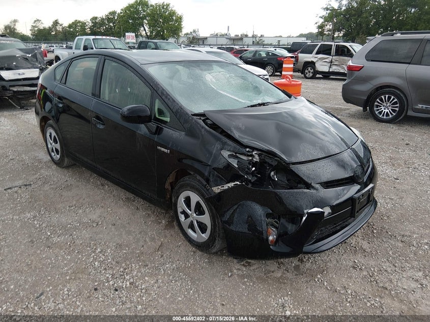 2015 TOYOTA PRIUS TWO | JTDKN3DU6F1903992 | UPCARS