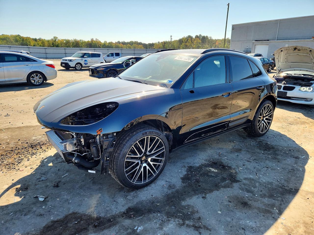 2024 PORSCHE MACAN BASE | WP1AA2A50RLB14274 | UPCARS