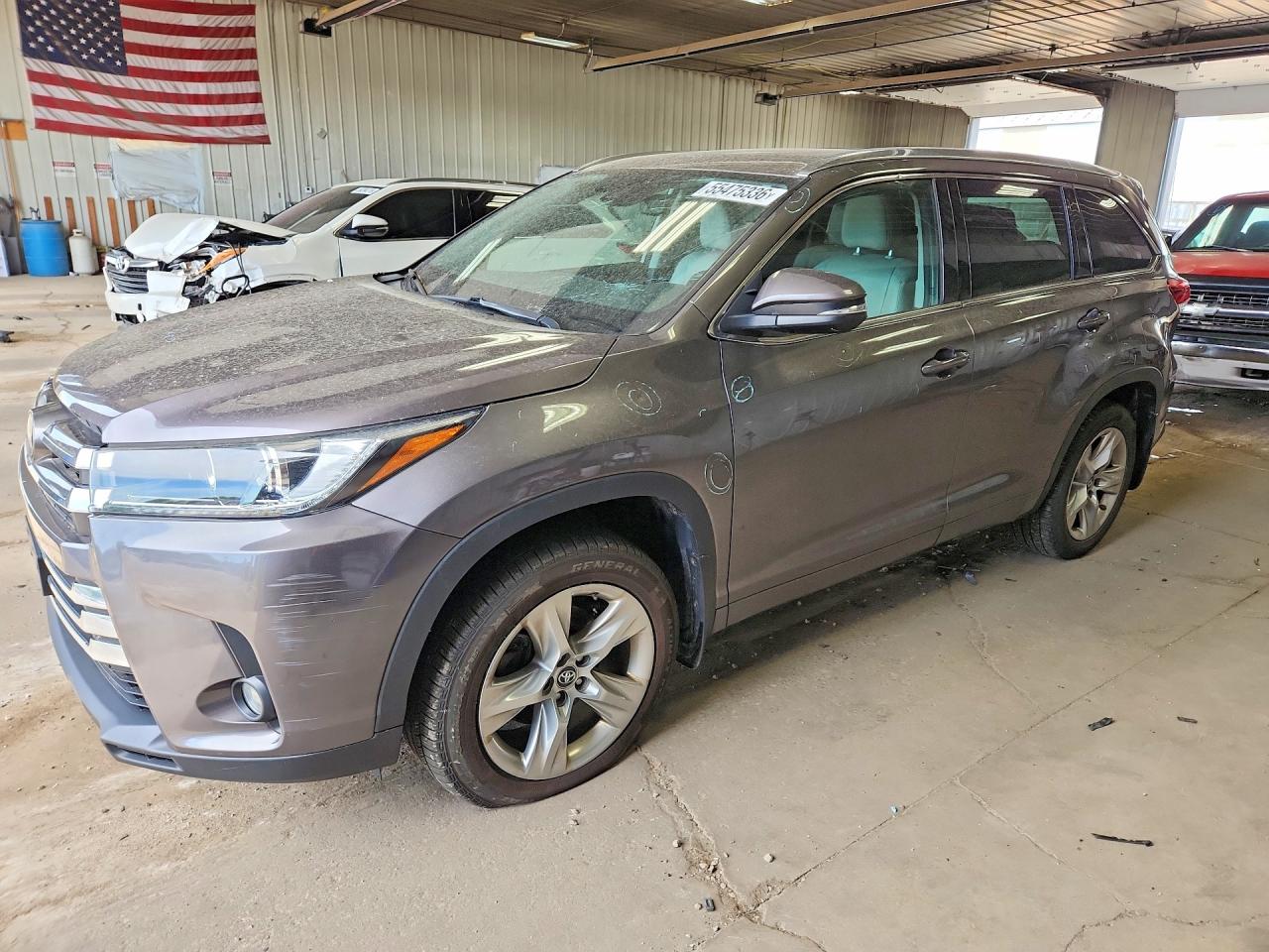 2017 TOYOTA HIGHLANDER LIMITED | 5TDDZRFH6HS394220 | UPCARS