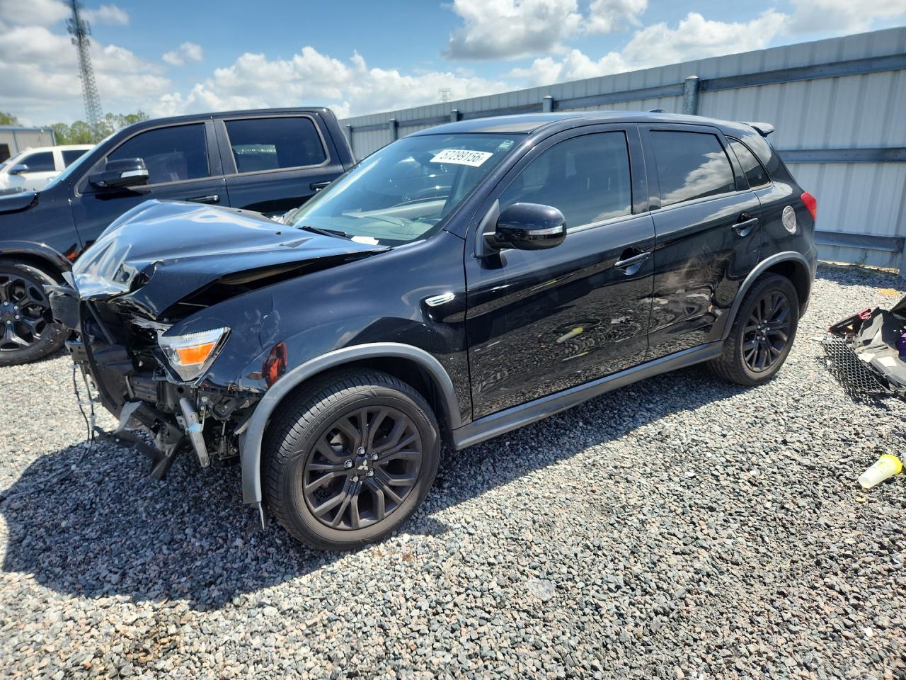 2019 MITSUBISHI OUTLANDER ES | JA4AP3AUXKU015114 | UPCARS