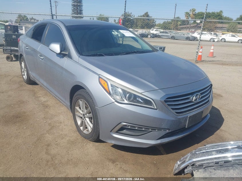 2015 HYUNDAI SONATA SE | 5NPE24AF2FH152898 | UPCARS