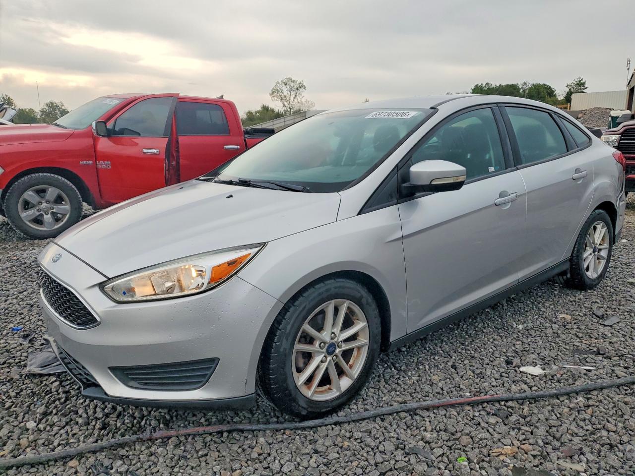 2017 FORD FOCU SE | 1FADP3F2XHL251230 | UPCARS