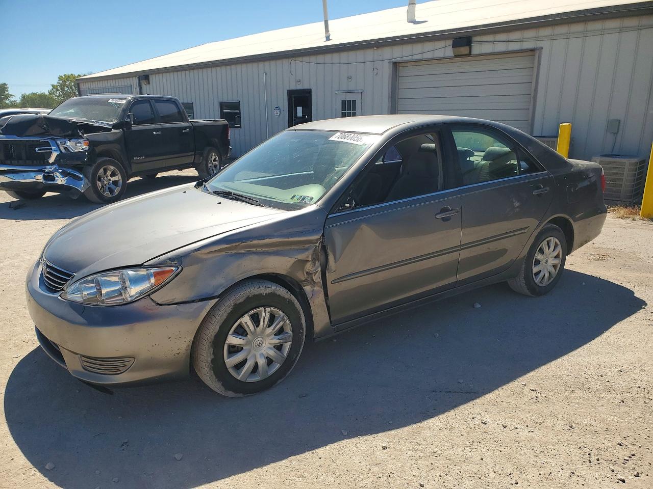 2005 TOYOTA CAMRY LE | 4T1BE32K15U637954 | UPCARS