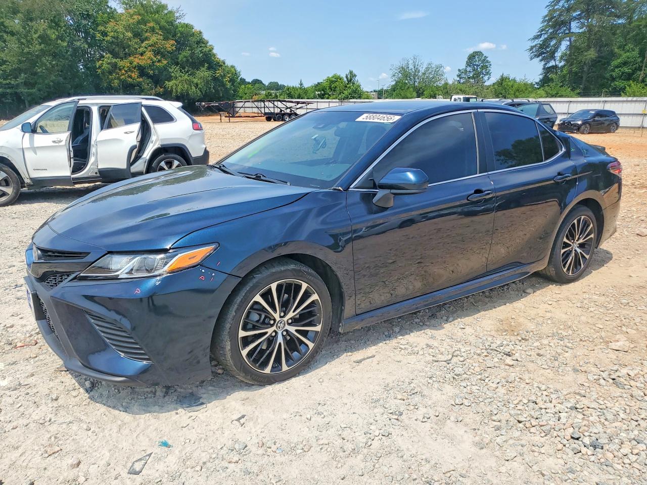 2018 TOYOTA CAMRY SE | 4T1B11HK7JU544096 | UPCARS