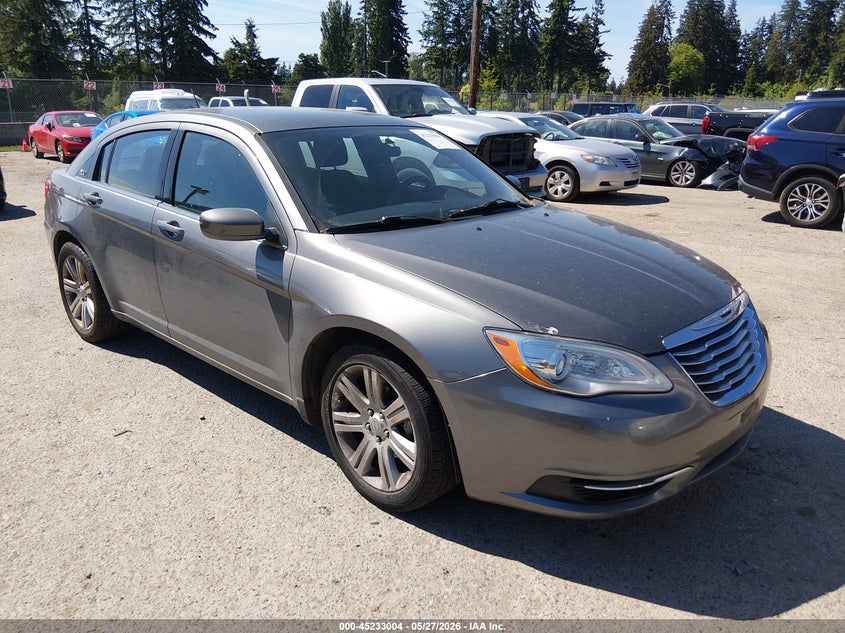 2013 CHRYSLER 200 LX | 1C3CCBAB6DN669984 | UPCARS