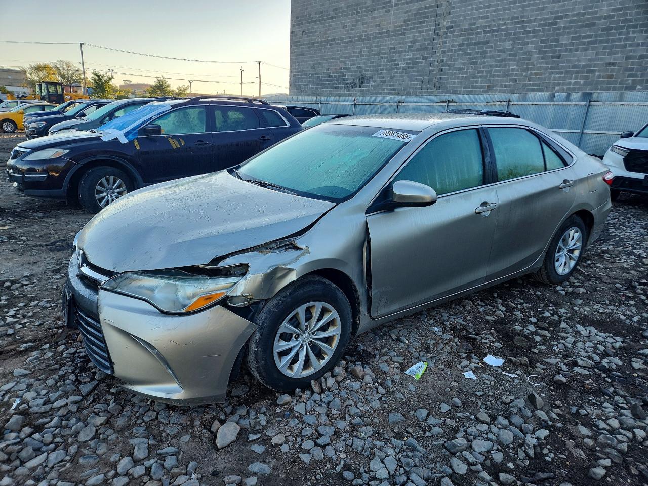 2015 TOYOTA CAMRY LE | 4T4BF1FK2FR484701 | UPCARS