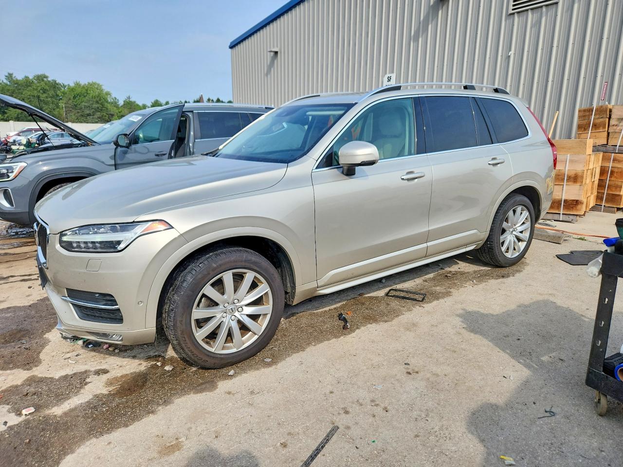 2016 VOLVO XC90 T6 | YV4A22PK2G1058338 | UPCARS