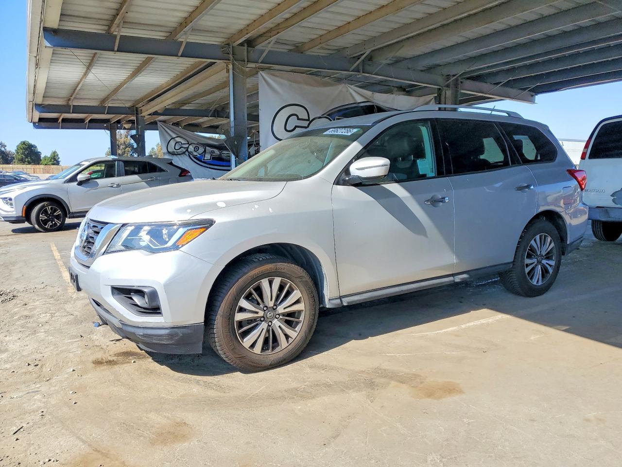 2017 NISSAN PATHFINDER SV | 5N1DR2MM4HC618220 | UPCARS