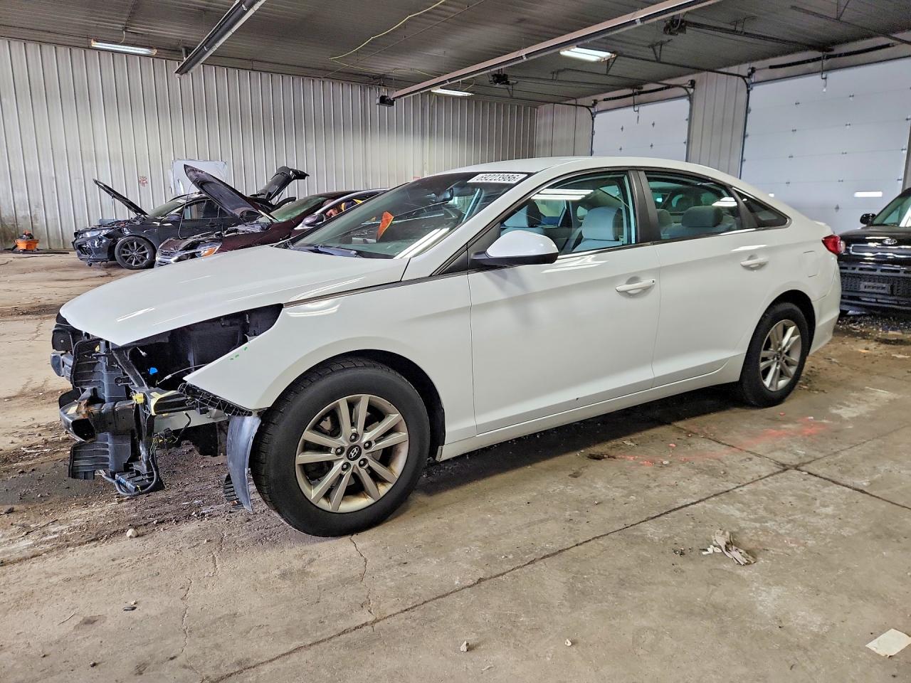2016 HYUNDAI SONATA SE | 5NPE24AF3GH303488 | UPCARS