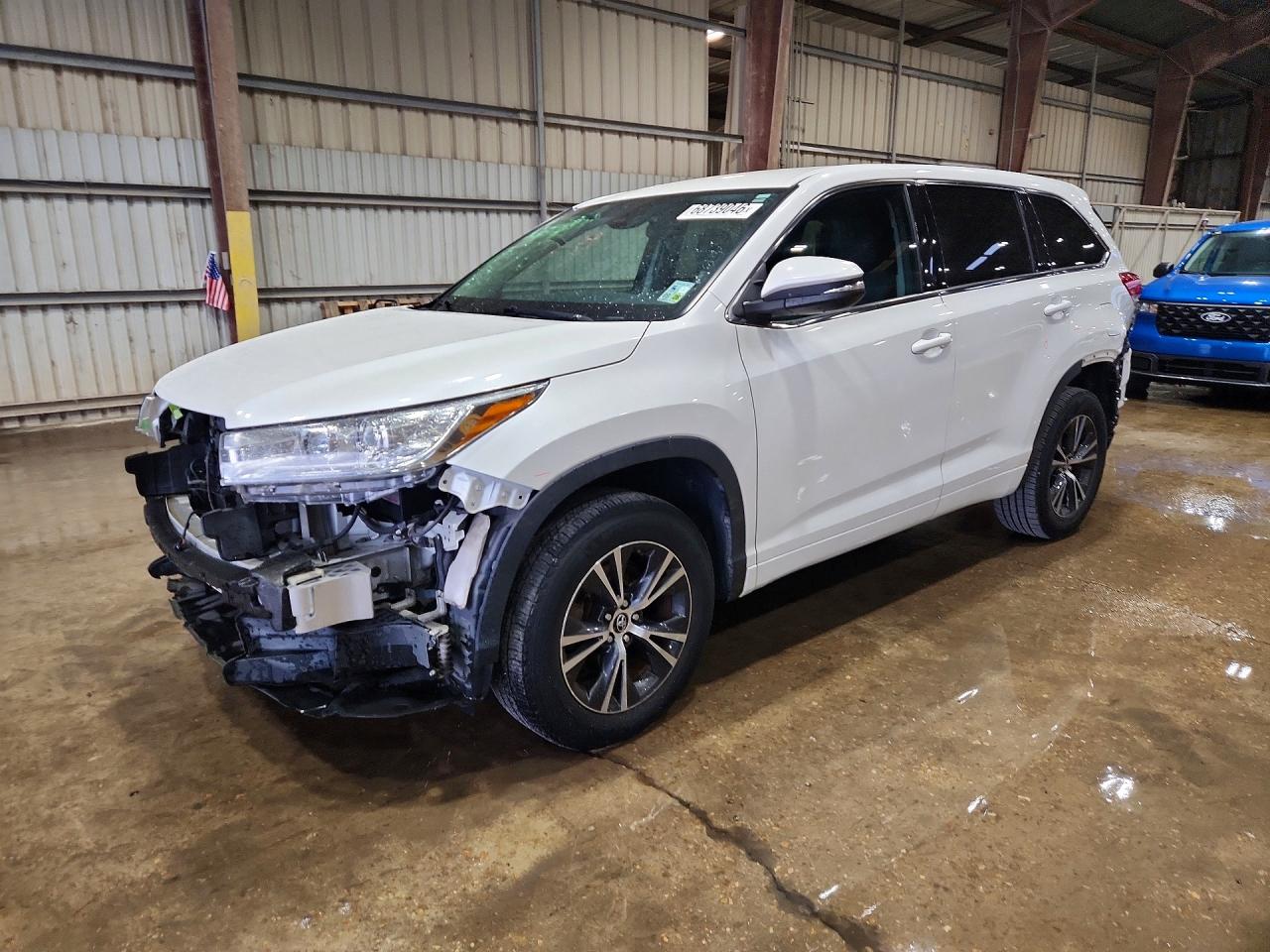 2018 TOYOTA HIGHLANDER LE | 5TDZZRFHXJS238743 | UPCARS