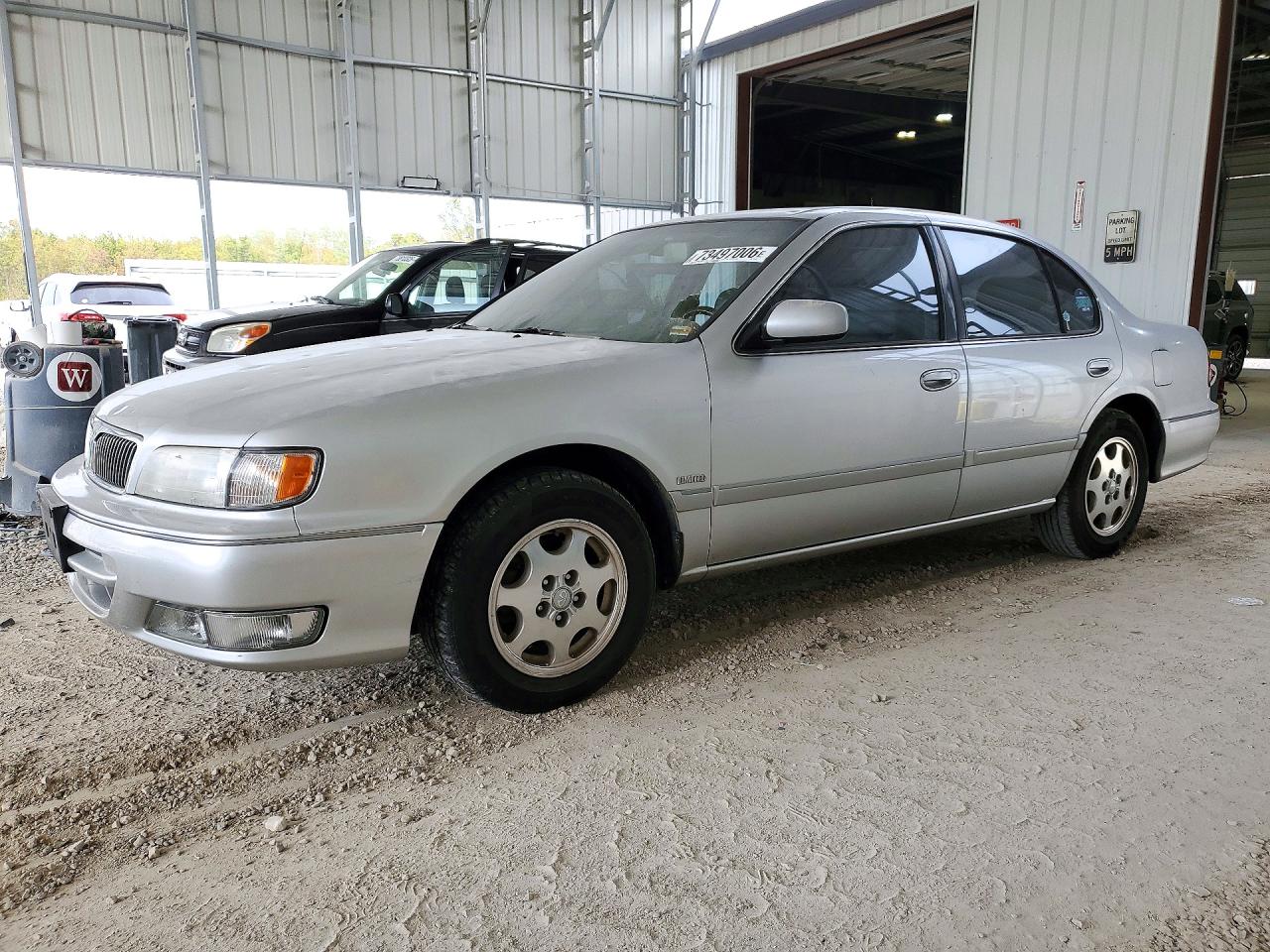 1999 INFINITI I30 BASE | JNKCA21A5XT777553 | UPCARS