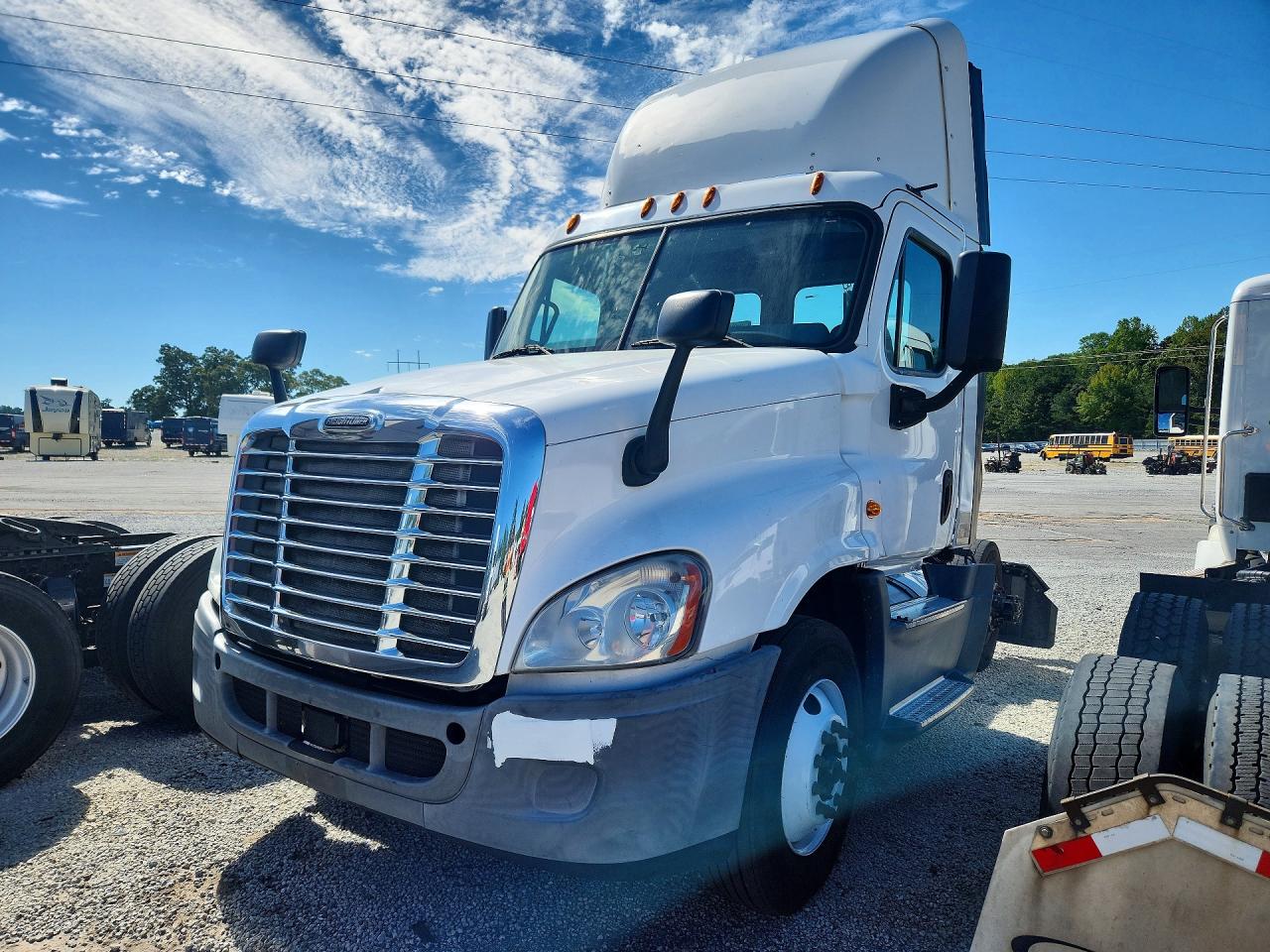 2016 FREIGHTLINER ALL OTHER SEMI TRUCK | 1FUBGEDV8GLHC5823 | UPCARS