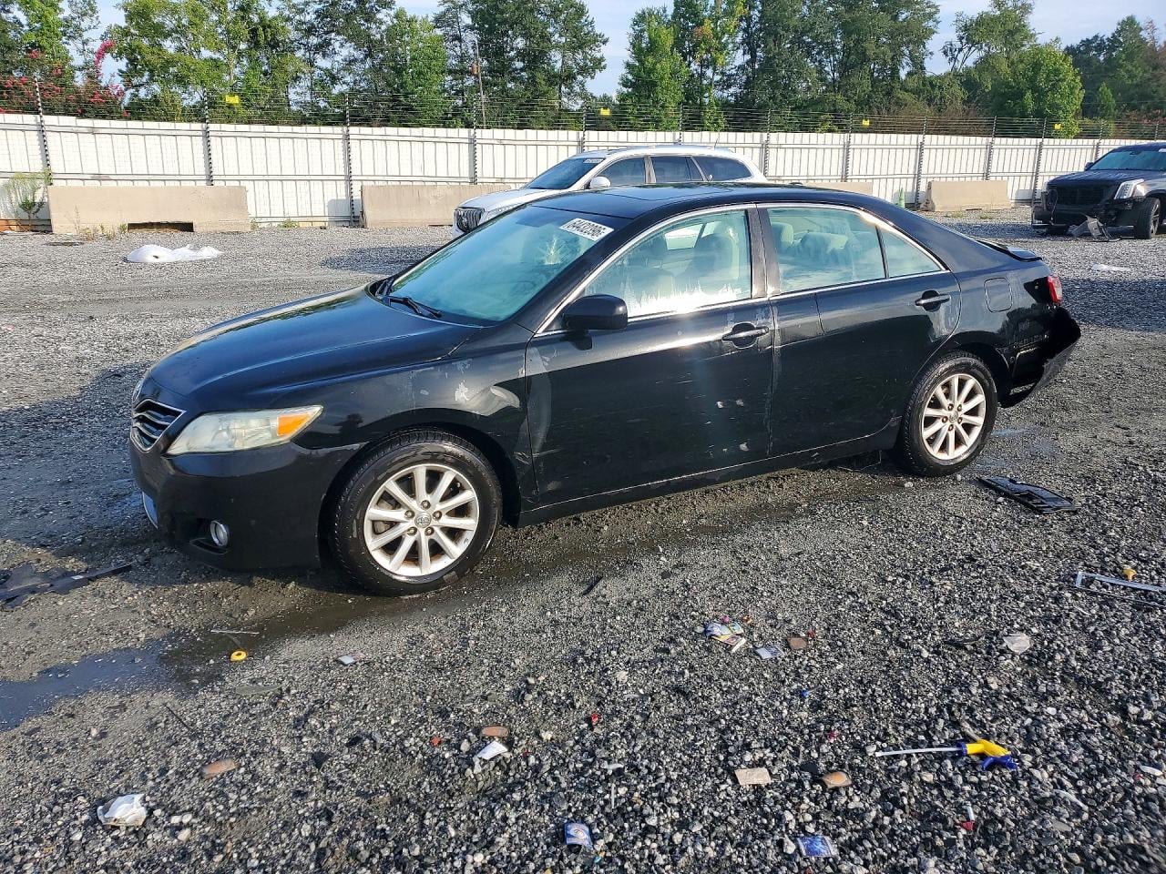 2011 TOYOTA CAMRY XLE | 4T1BF3EK4BU136755 | UPCARS