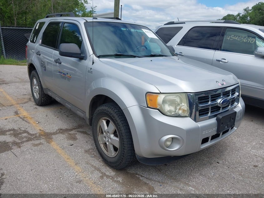 2009 FORD ESCAPE XLT | 1FMCU03709KA64692 | UPCARS