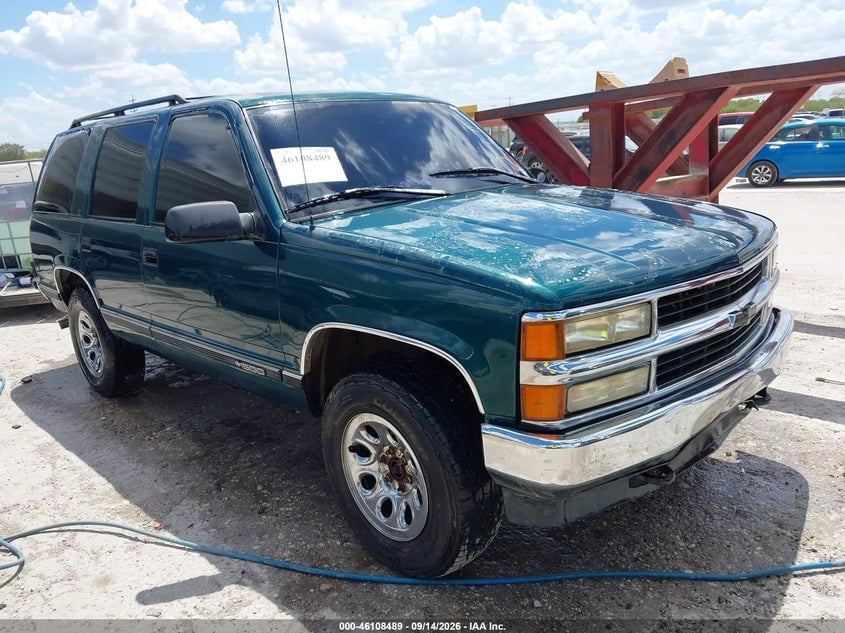 1996 CHEVROLET TAHOE K1500 | 1GNEK13R8TJ326215 | UPCARS