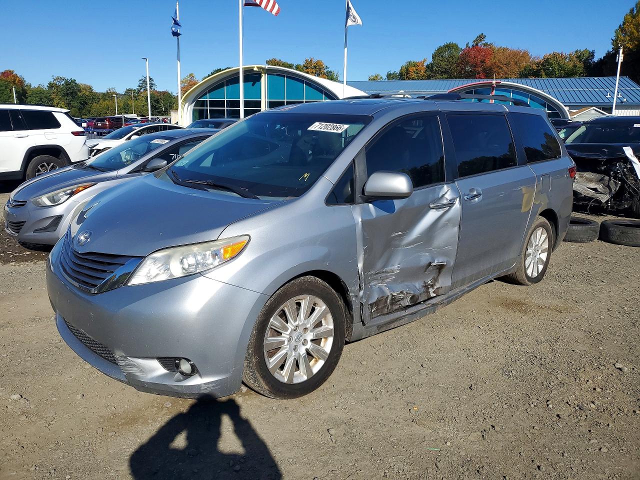 2015 TOYOTA SIENNA XLE 7-PASSENGER | 5TDDK3DC4FS095315 | UPCARS