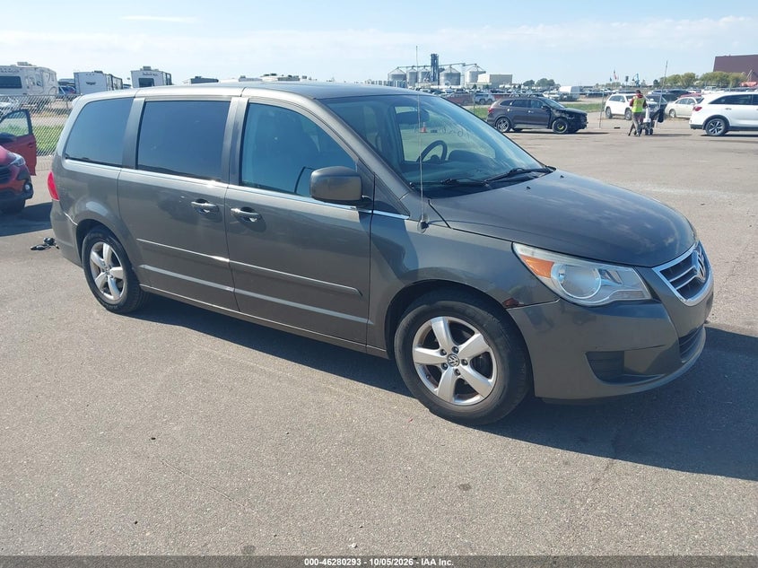 2010 VOLKSWAGEN ROUTAN SEL | 2V4RW5DX6AR199336 | UPCARS
