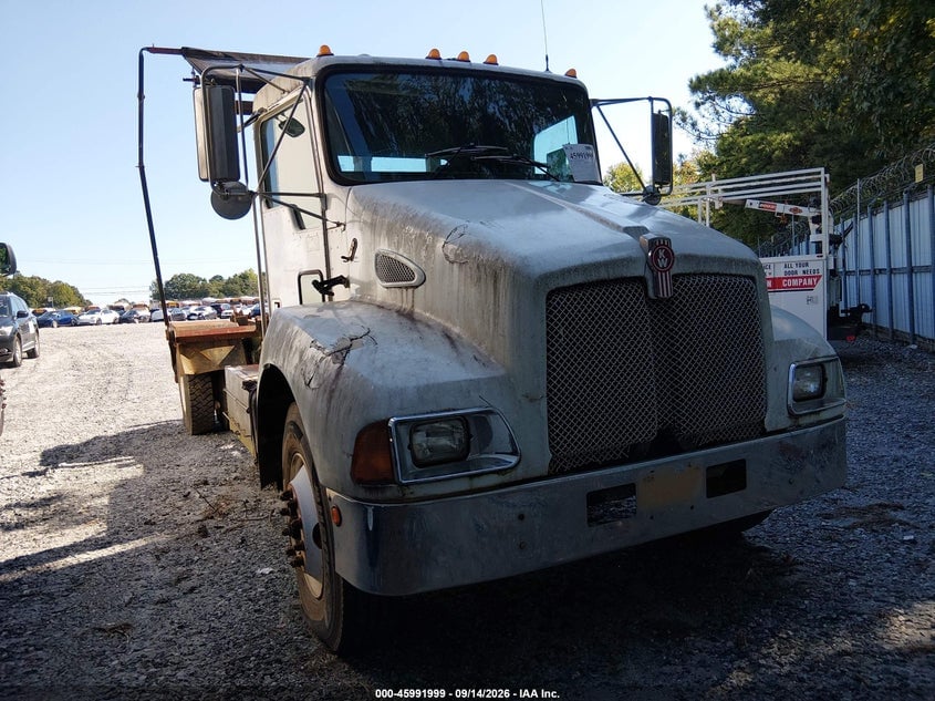2001 KENWORTH CONSTRUCTION T300 | 2NKMHY6X11M867603 | UPCARS
