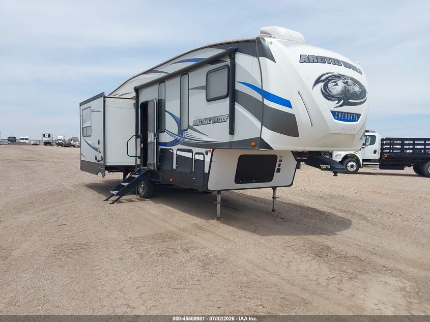 2018 FOREST RIVER CHEROKEE 30' 5TH WHEEL | 5ZT3CKVB7J2701987 | UPCARS