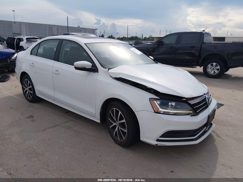 2018 VOLKSWAGEN JETTA 1.4T SE/1.4T WOLFSBURG EDITION | 3VWDB7AJXJM231849 | UPCARS
