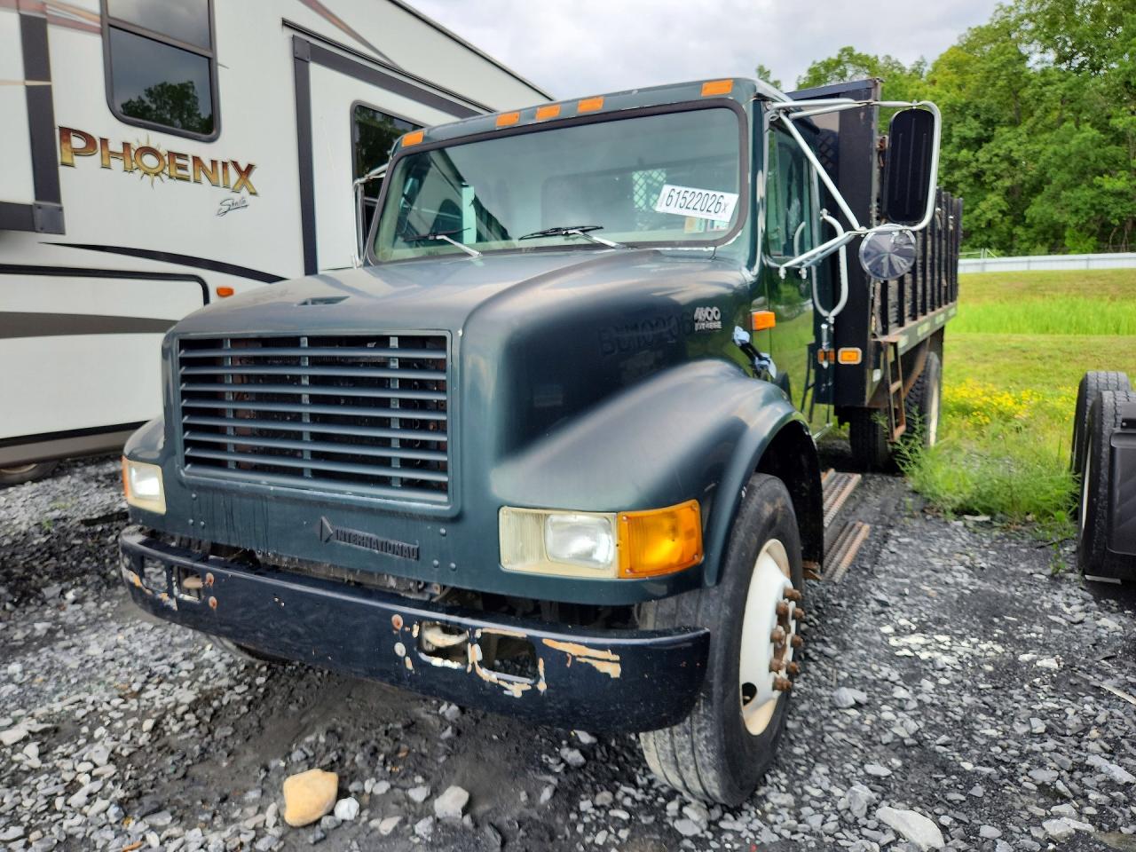 1998 INTERNATIONAL 4000 SERIE DUMP FLATBED TRUCK | 1HTSCAAM2WH508586 | UPCARS
